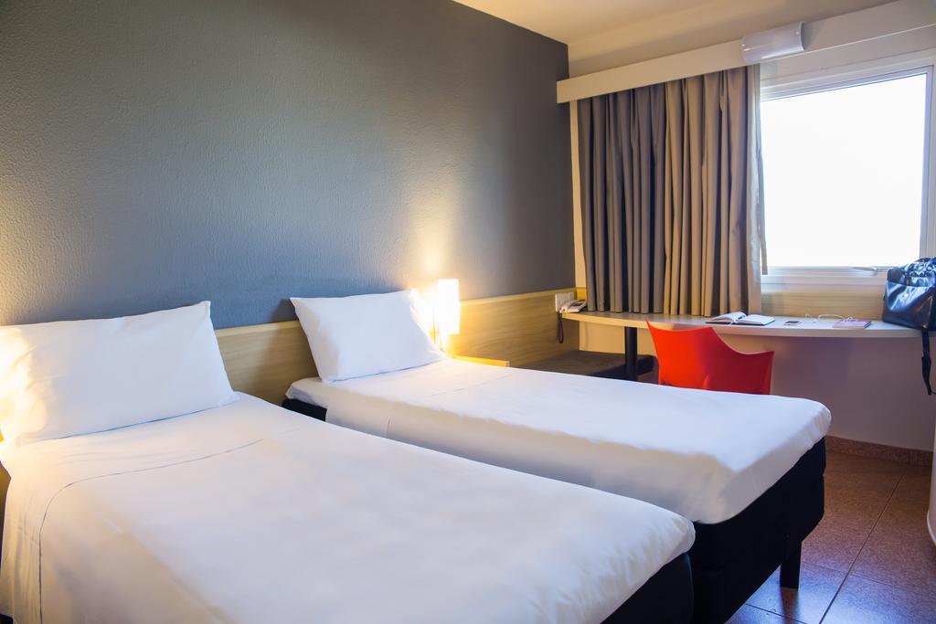 Ibis Criciuma Hotel Criciuma  Buitenkant foto